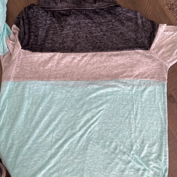 Lightweight Hoodie - Picture 4 of 4